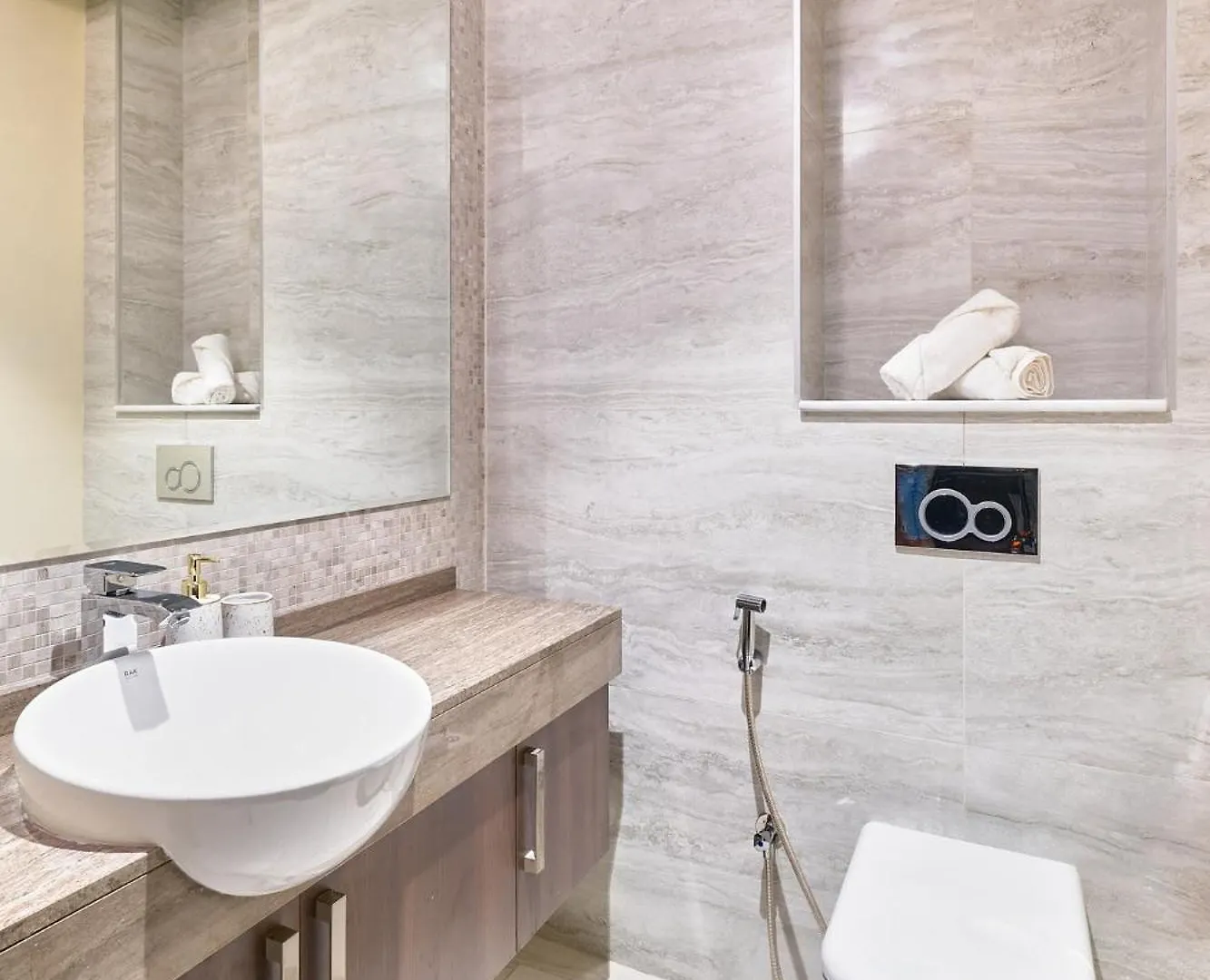 Globalstay J One Tower Apartments At Pearl Of Uae Dubai