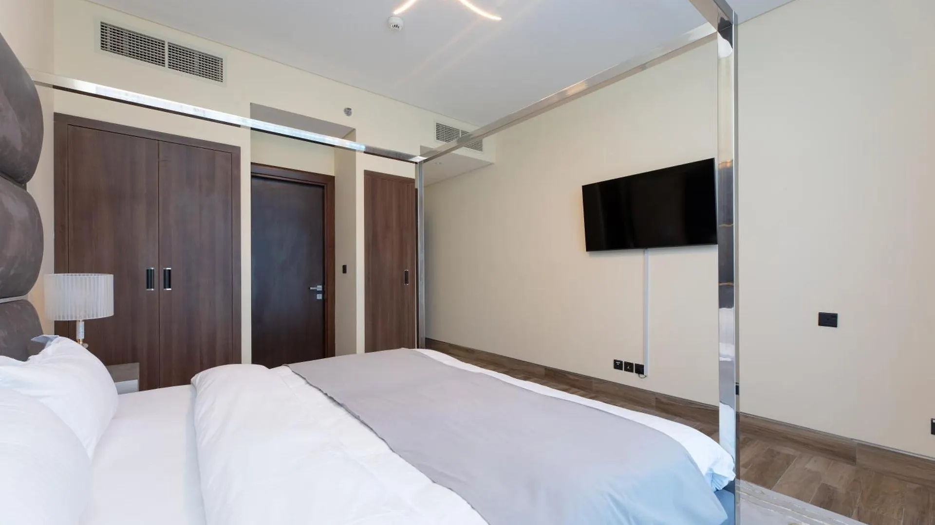 Globalstay J One Tower Apartments At Pearl Of Uae Dubai United Arab Emirates