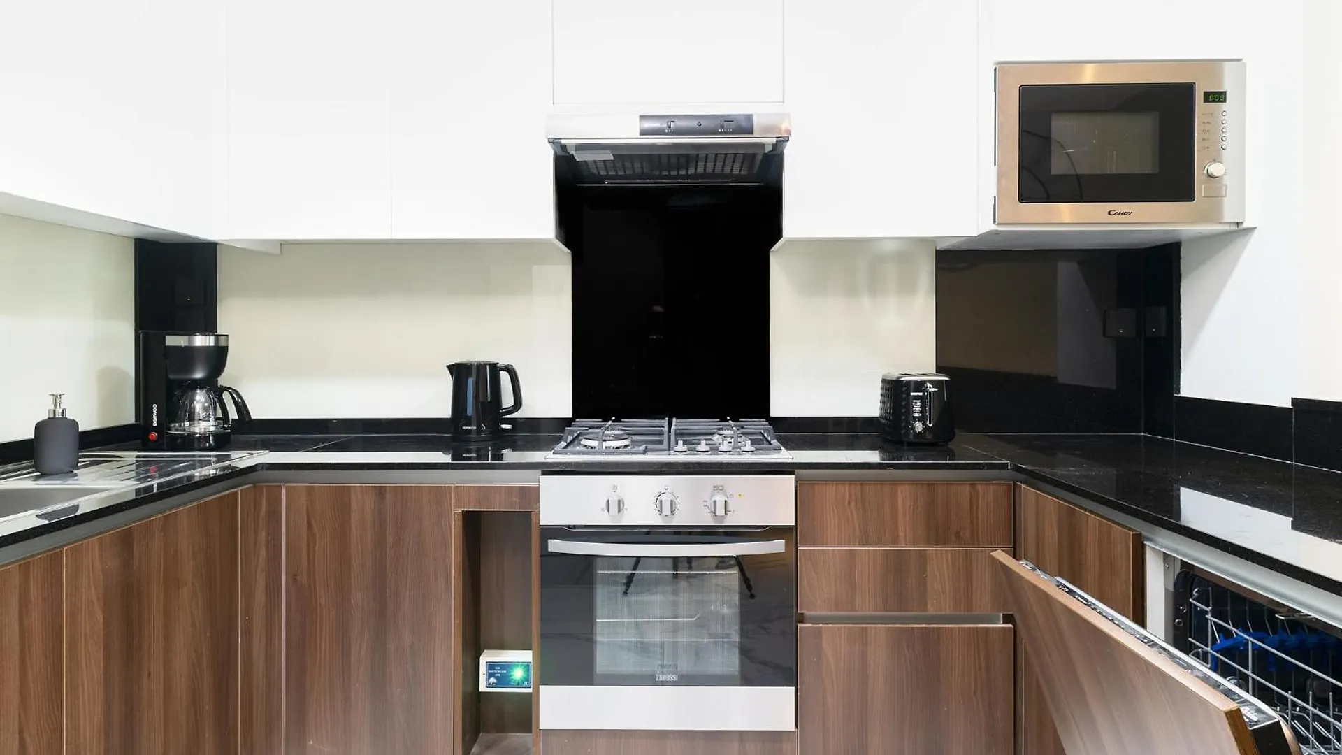 Globalstay J One Tower Apartments At Pearl Of Uae Dubai