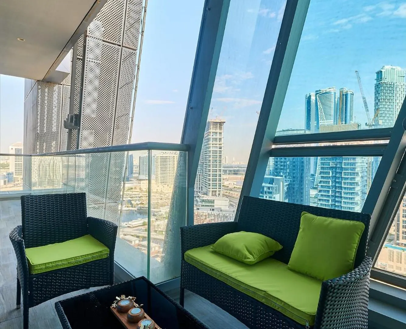 Globalstay J One Tower Apartments At Pearl Of Uae Dubai United Arab Emirates