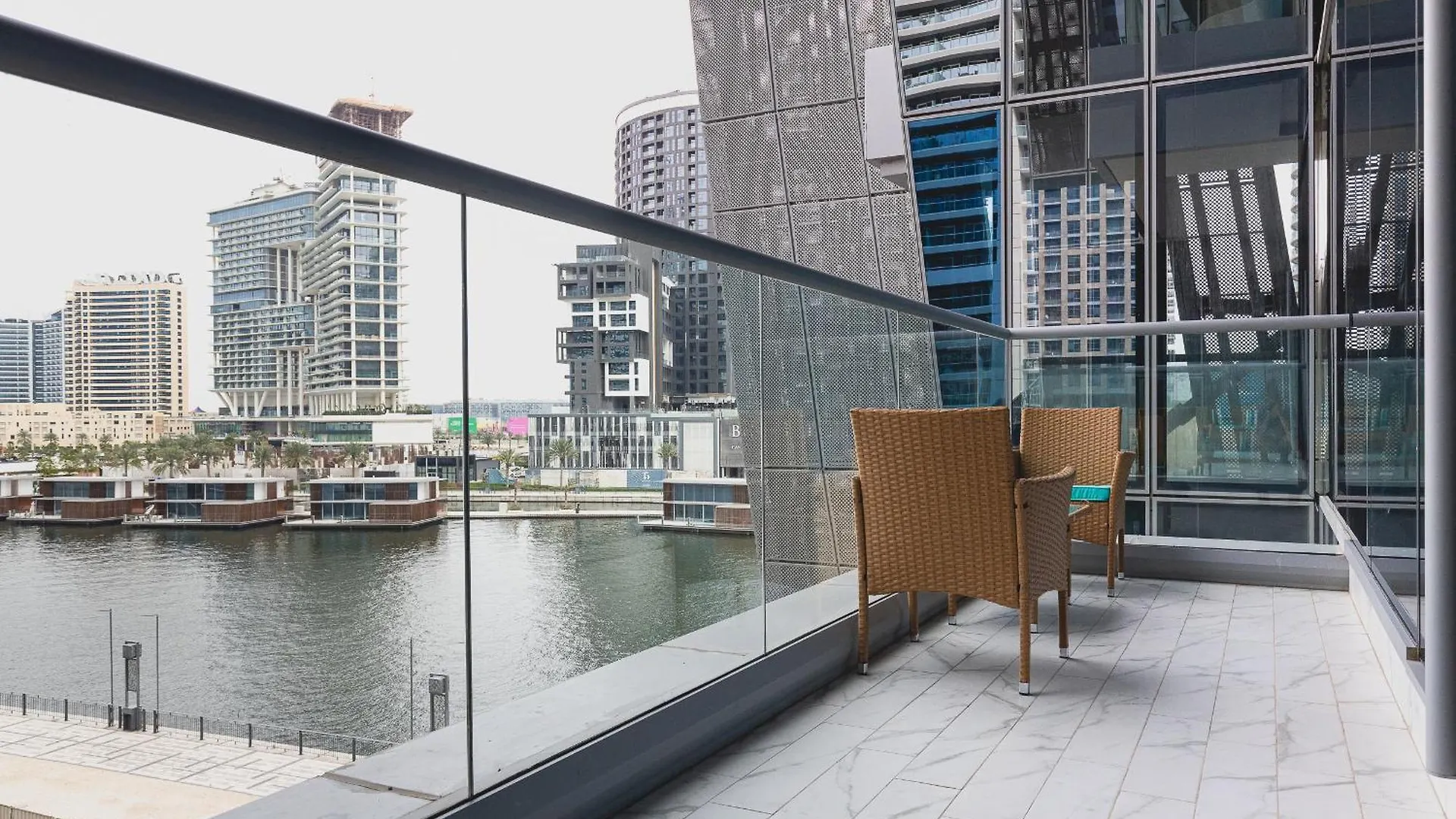 Globalstay J One Tower Apartments At Pearl Of Uae Dubaj