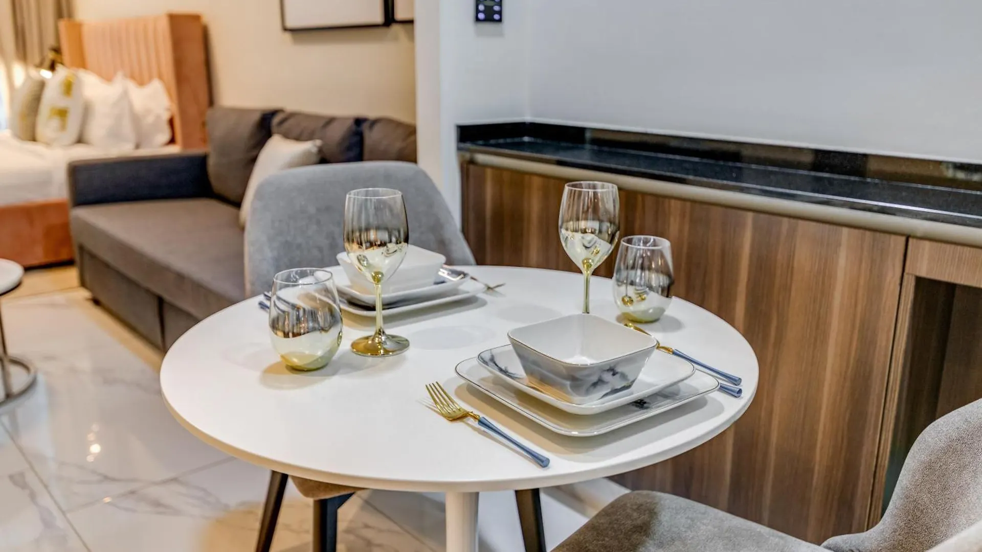 Globalstay J One Tower Apartments At Pearl Of Uae Dubai United Arab Emirates